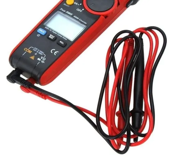 UNI T UT216A True RMS Digital Clamp Meter 600A