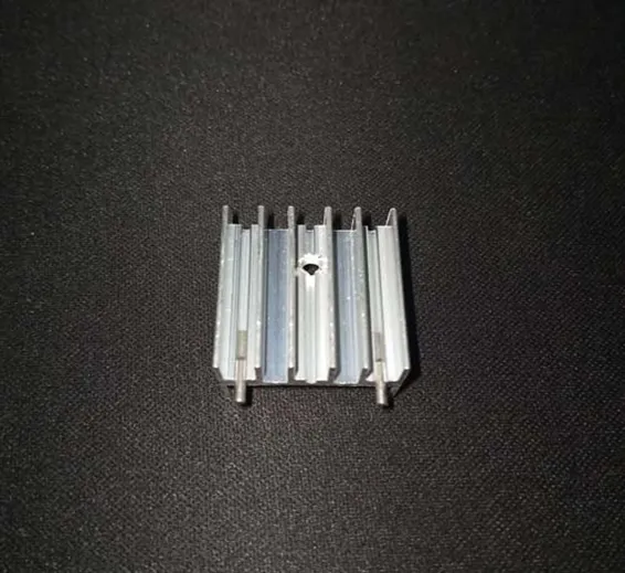 TO3P Black and Silver Heat Sink