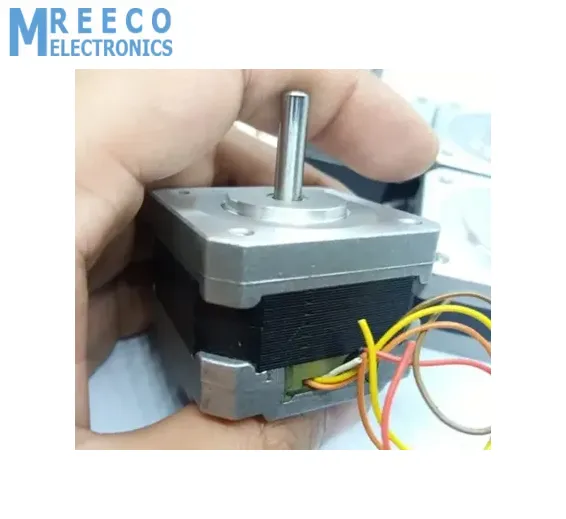 Nema 17 Single Shaft 1.8 Degree Compact Powerful Stepper Motor