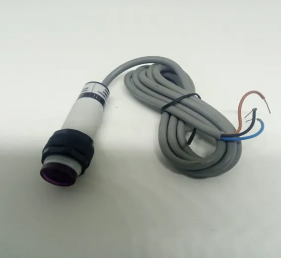 Photoelectric switch sensor E3F-DS10C4 diffuse type NPN NO dc 3 Wires transducer